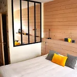 Logis Le 3* Coulon
