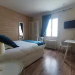 Hotel Logis Le Coulon