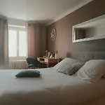 Hotel Logis Le 3*