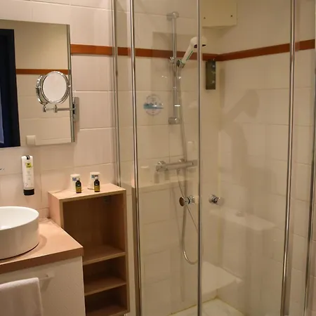 Hotel Logis Le 3*