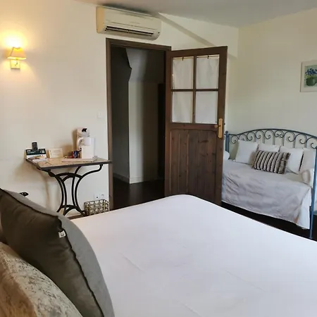 Hotel Logis Le Coulon