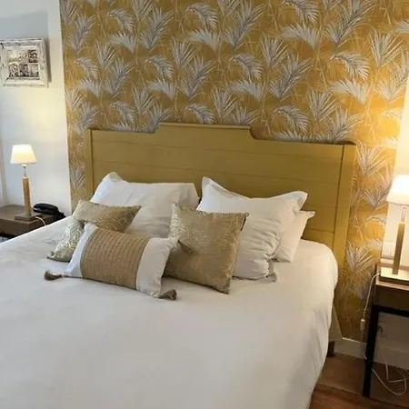 Logis Le Hotel 3*